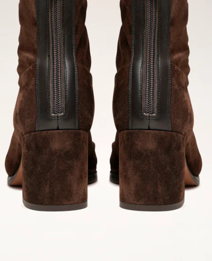 Donatella™ | Stivaletti con Tacco a Punta Squadrata